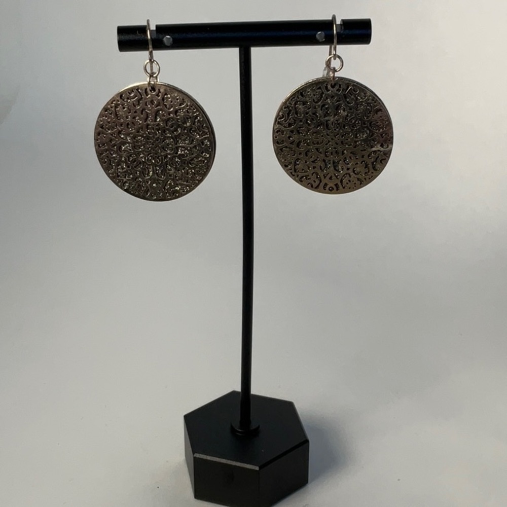 Lace and Glitter Stone 2 Disk Earrings with Gold Accents